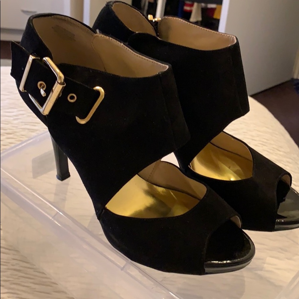 Nine West Black Suede Heels